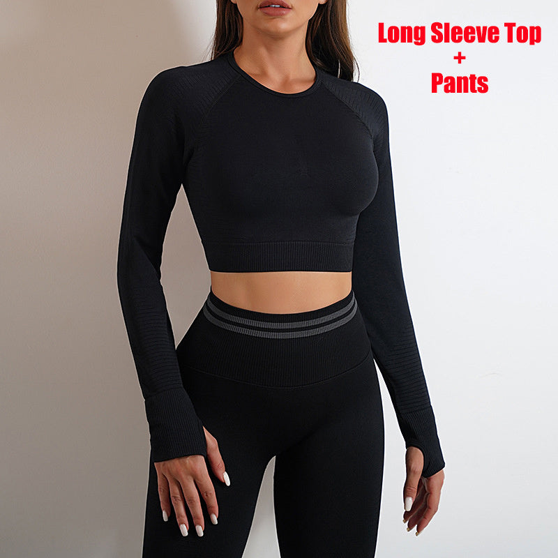 Seamless yoga pants and long sleeve top outfit in black. Butt-lifting, slim-fit sportswear perfect for workouts, gym sessions, and casual wear.