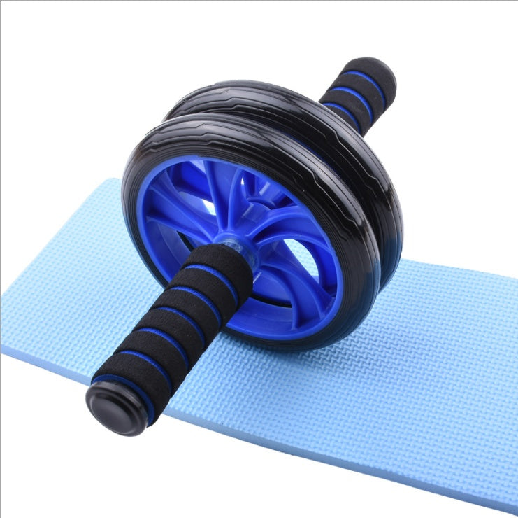 Ab roller placed on a blue knee mat, providing cushioning and support for effective core exercises at home.