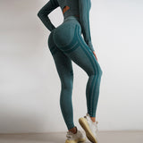 Seamless yoga pants and long sleeve top in teal, featuring a butt-lifting design and slim fit. Ideal for workouts, gym sessions, and casual wear.